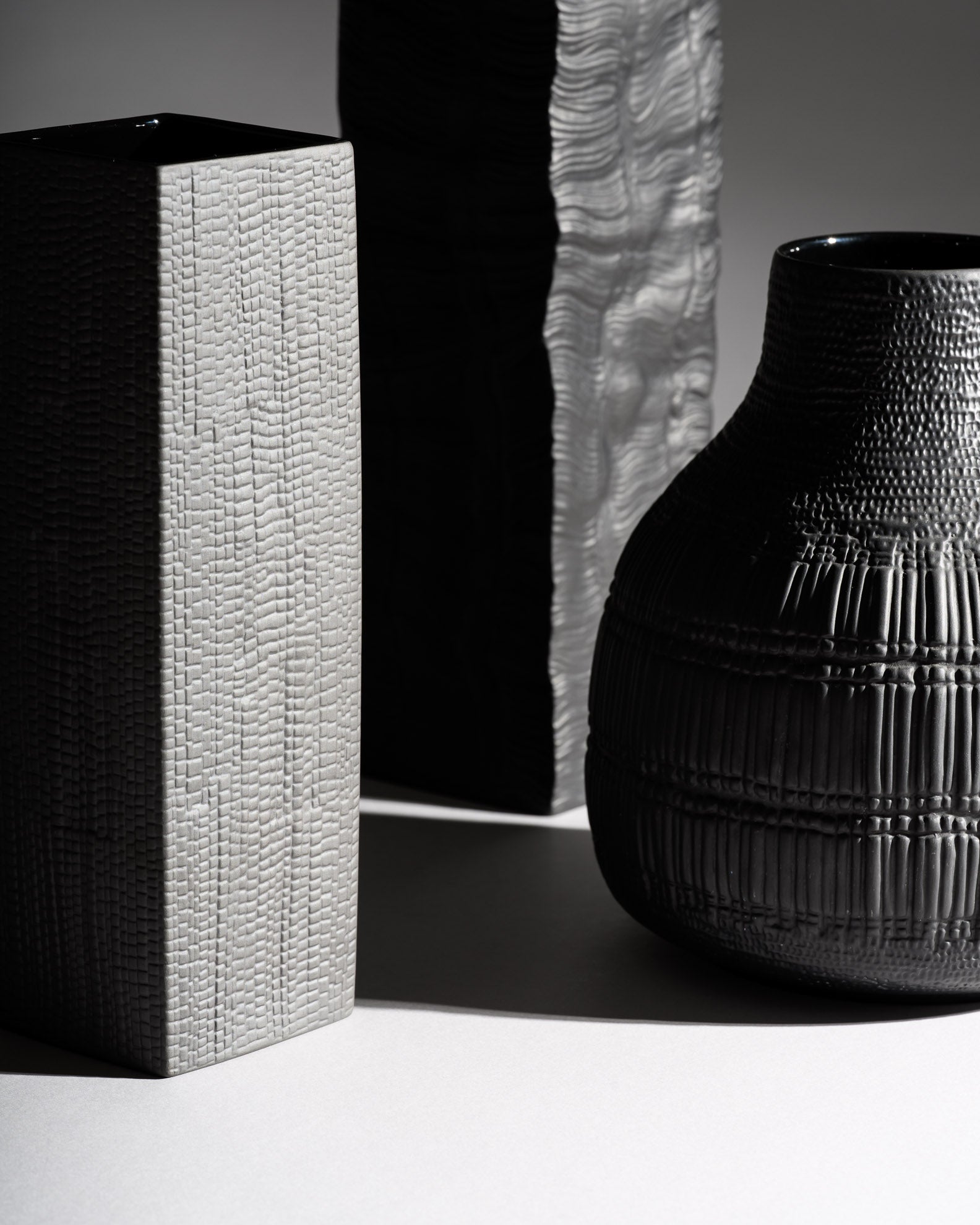 Textured Porcelain Noir Trio – Martin Freyer, Elsa Fischer-Treyden & Margret Hildebrand for Rosenthal, 1980s–1990s