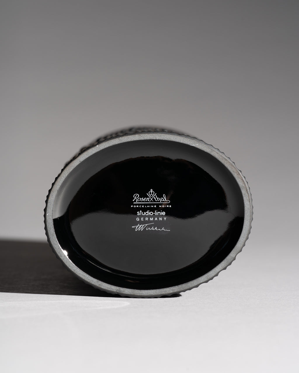 Textured Porcelain Noire Duo – Tapio Wirkkala for Rosenthal, Late 20th Century
