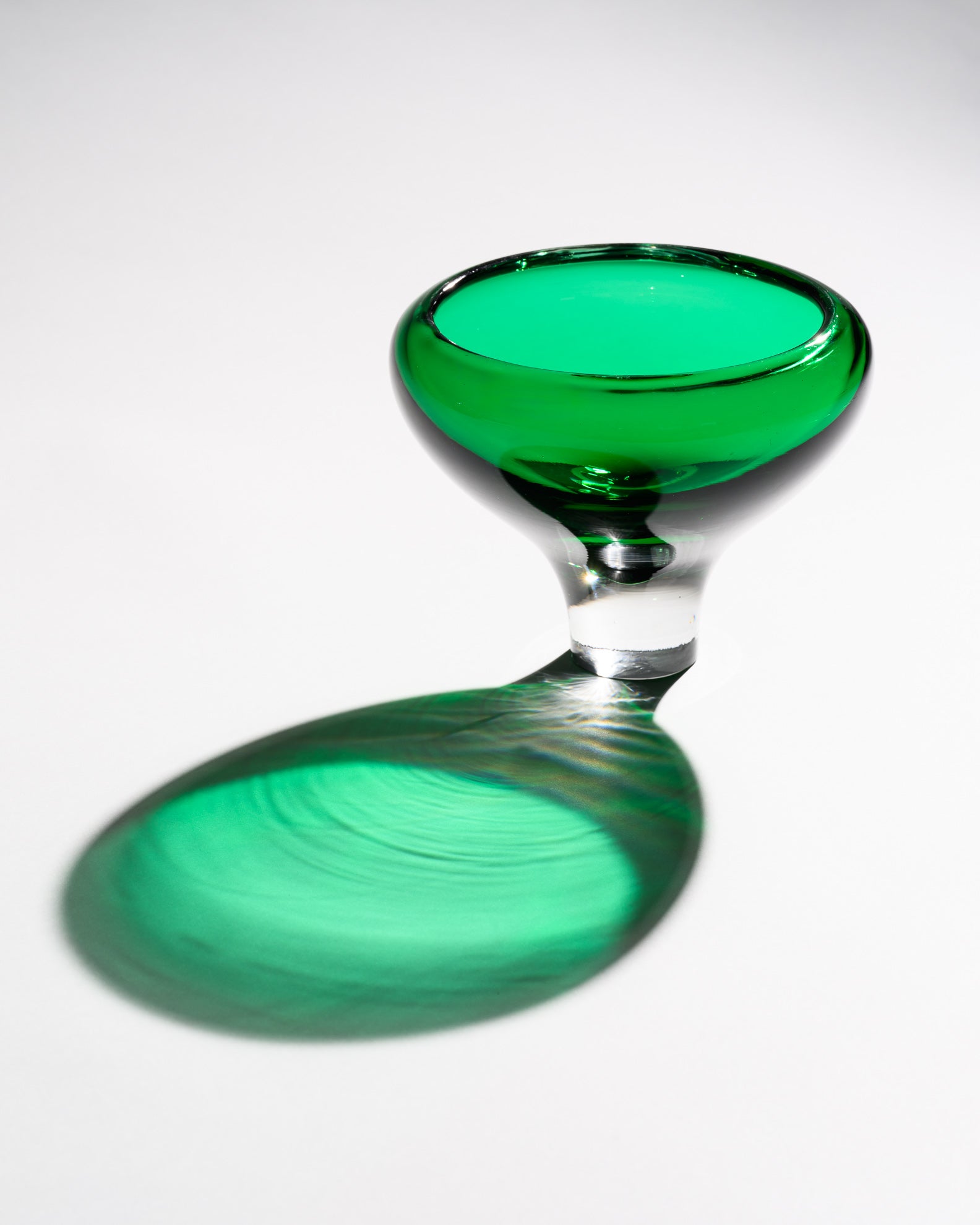 Organic Emerald Glass Bowl – Attributed to Gerard Thomassen for Royal Leerdam, circa 1990