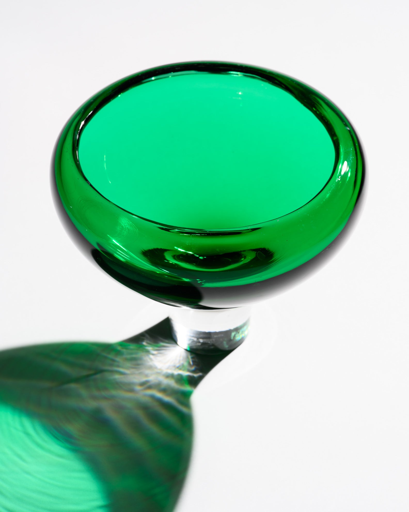 Organic Emerald Glass Bowl – Attributed to Gerard Thomassen for Royal Leerdam, circa 1990