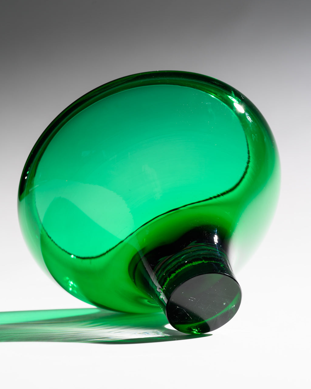 Organic Emerald Glass Bowl – Attributed to Gerard Thomassen for Royal Leerdam, circa 1990