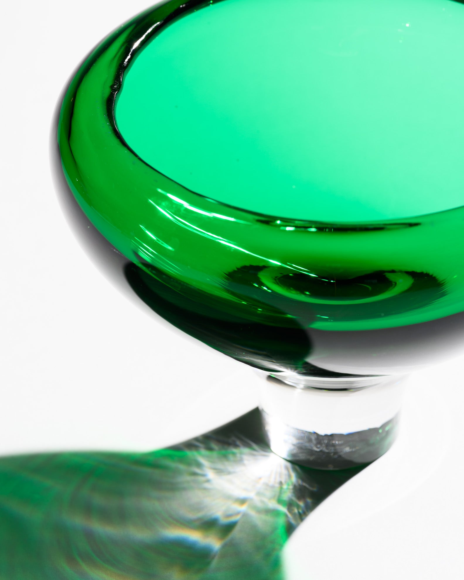 Organic Emerald Glass Bowl – Attributed to Gerard Thomassen for Royal Leerdam, circa 1990