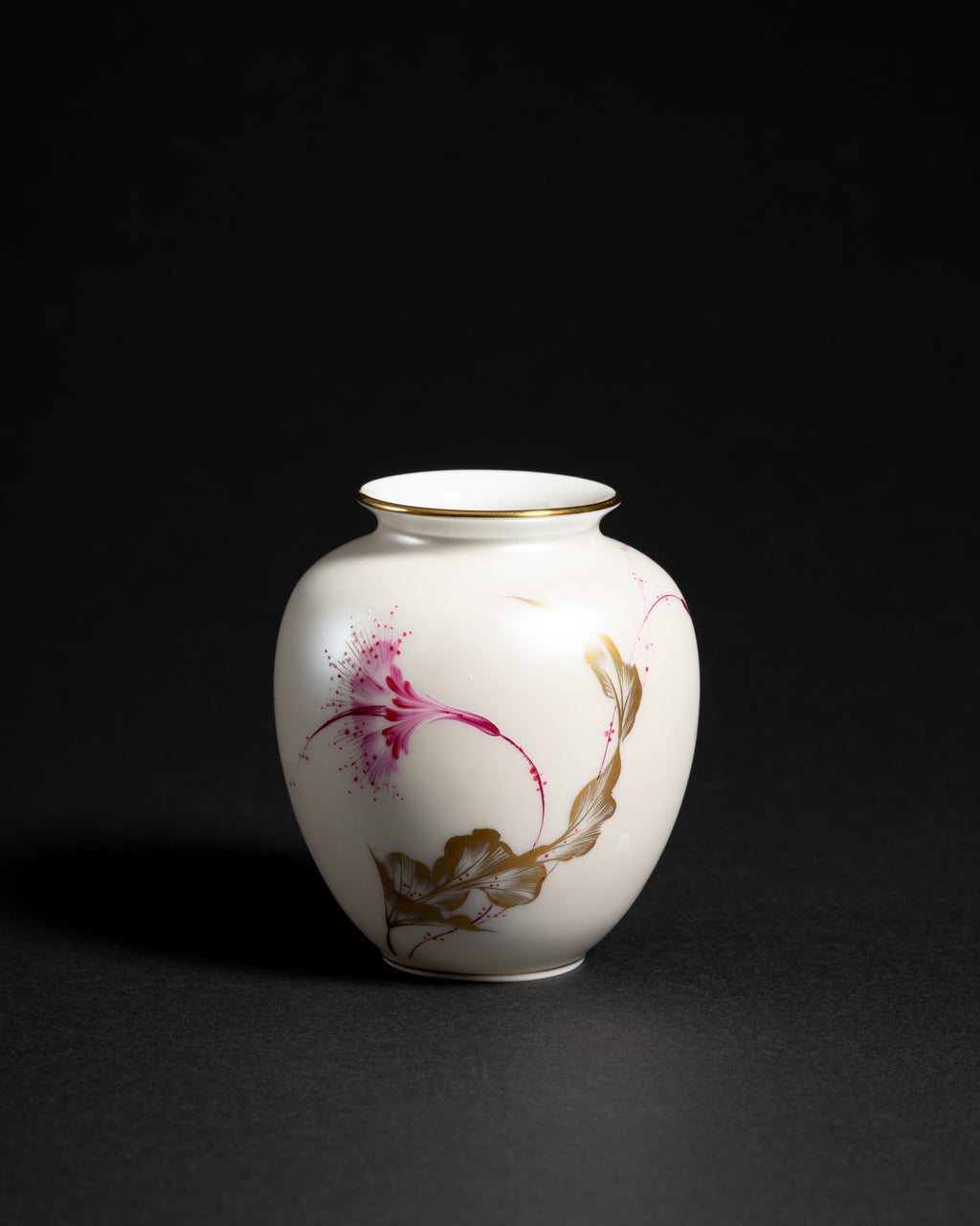 Hand-Painted Porcelain Vase – Zeitler for Heinrich & Co., Mid-20th Century
