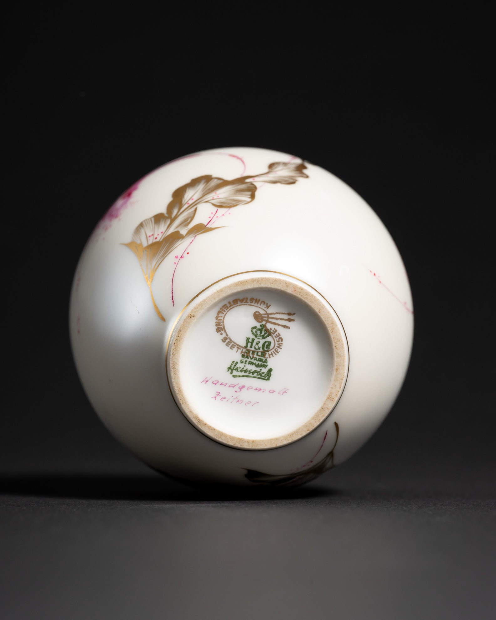 Hand-Painted Porcelain Vase – Zeitler for Heinrich & Co., Mid-20th Century