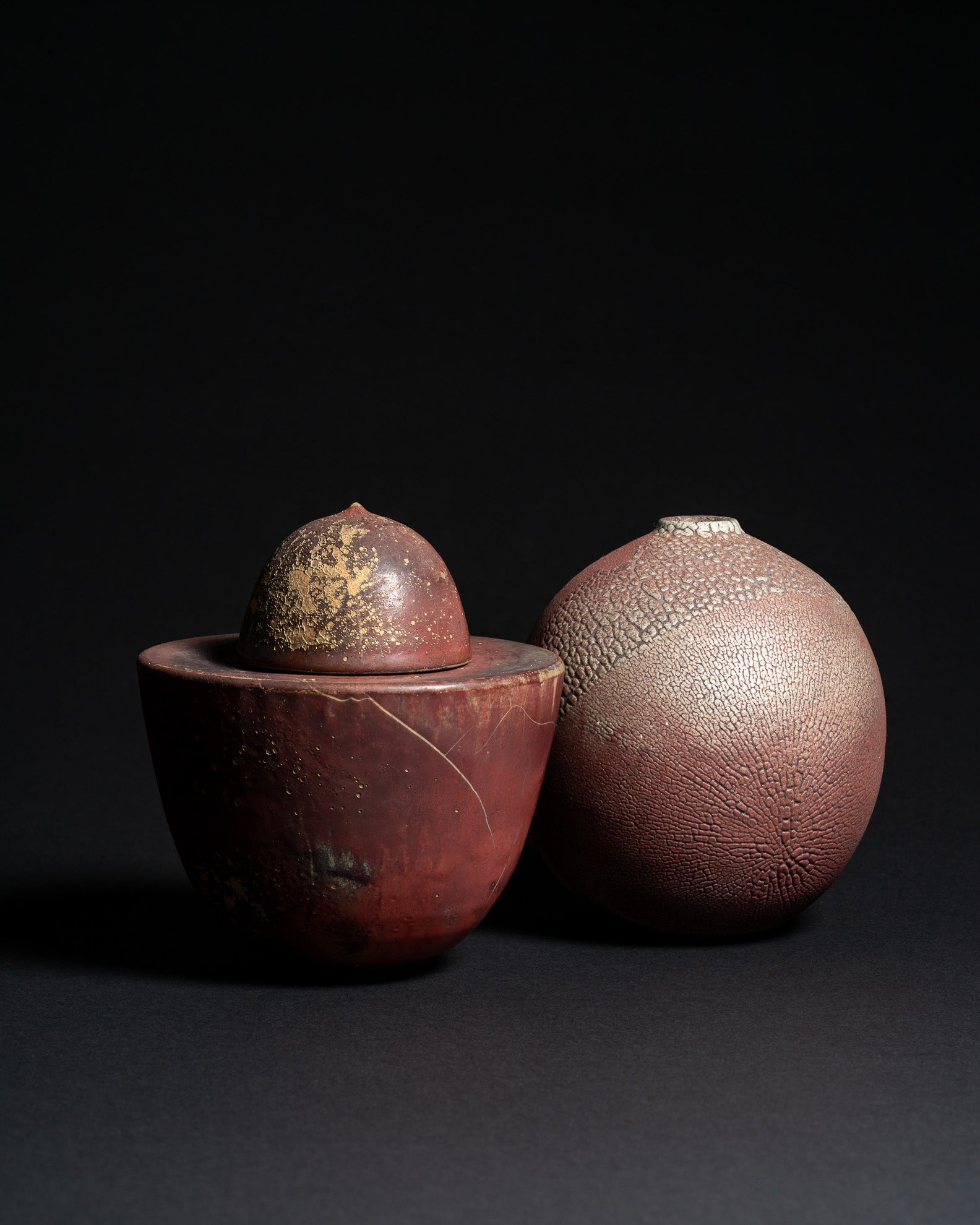 Iron-Red Vase & Lidded Box Set – Mario Enke Studio Pottery, 2010