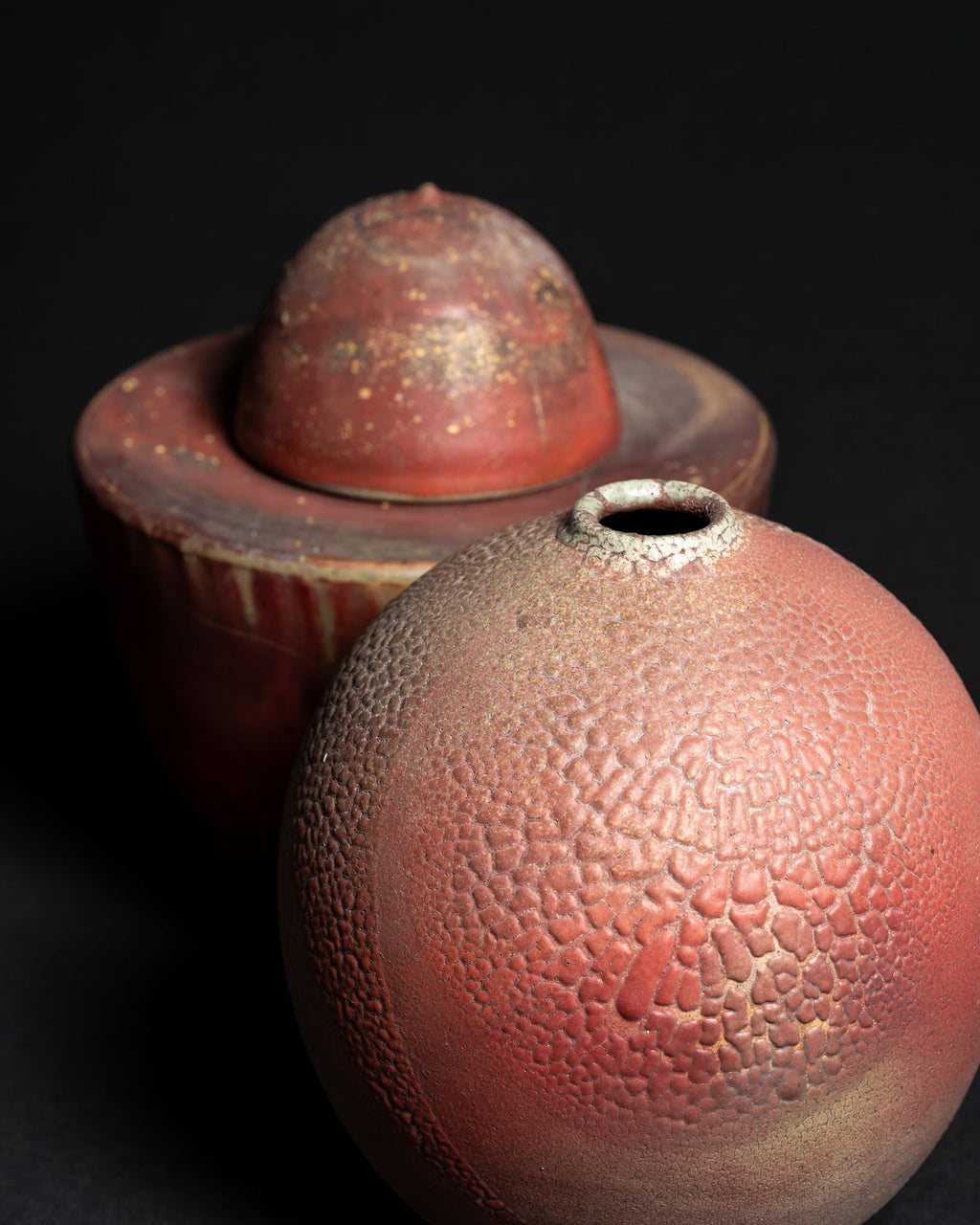 Iron-Red Vase & Lidded Box Set – Mario Enke Studio Pottery, 2010