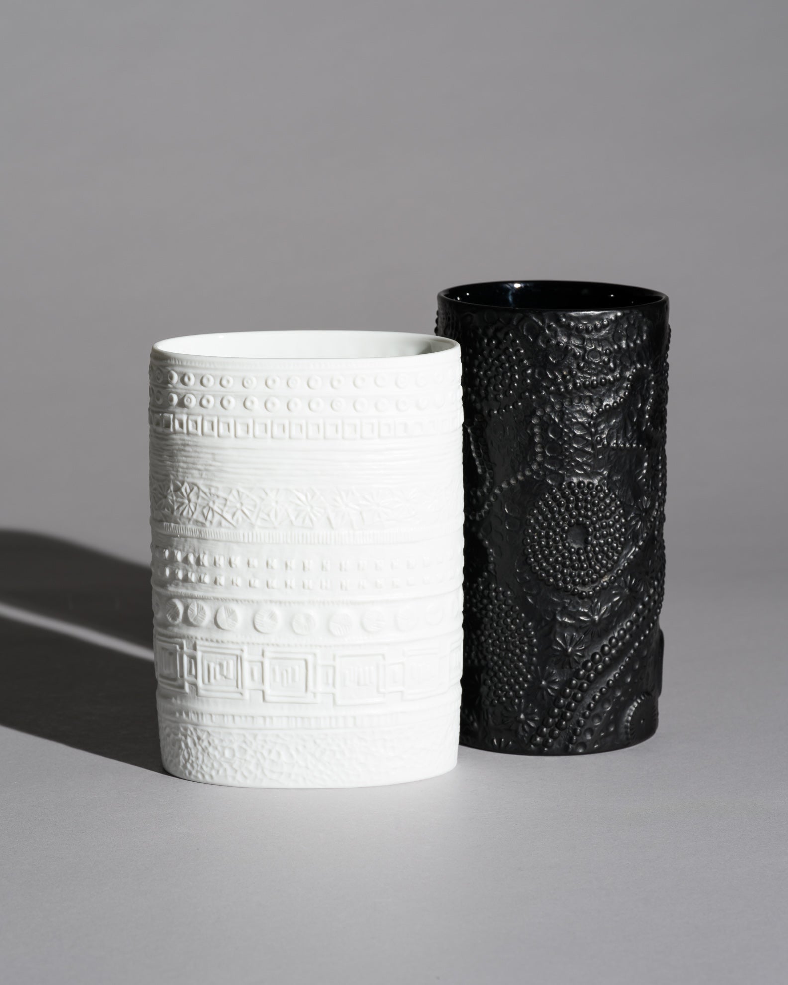 Black & White Relief Vase Duo - Martin Freyer for Rosenthal, 1970s
