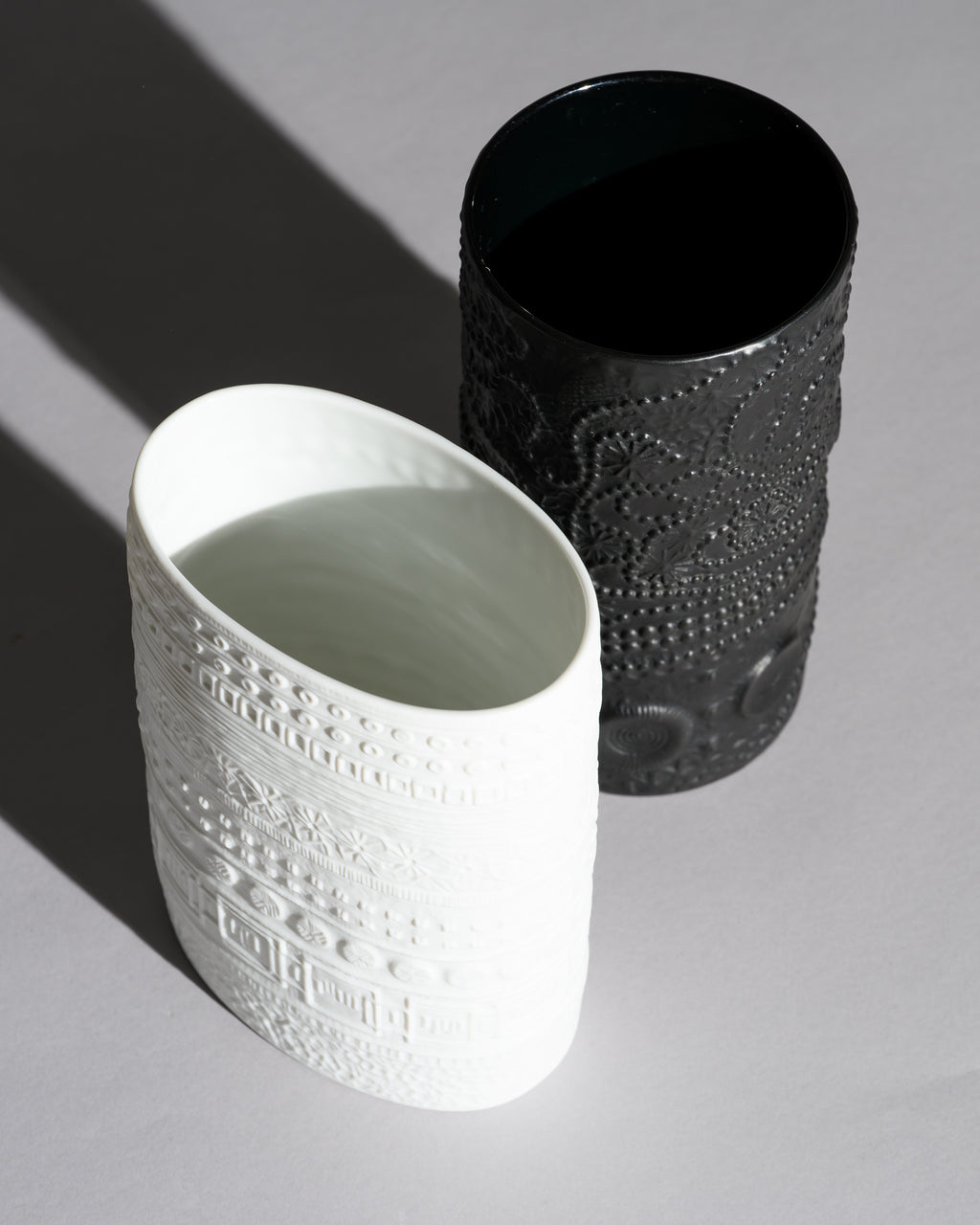 Black & White Relief Vase Duo - Martin Freyer for Rosenthal, 1970s
