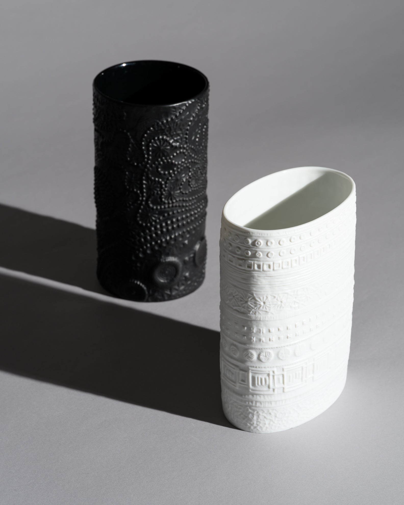 Black & White Relief Vase Duo - Martin Freyer for Rosenthal, 1970s