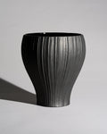 “Plissée” Porcelaine Noire Vase – Martin Freyer for Rosenthal, 1970s