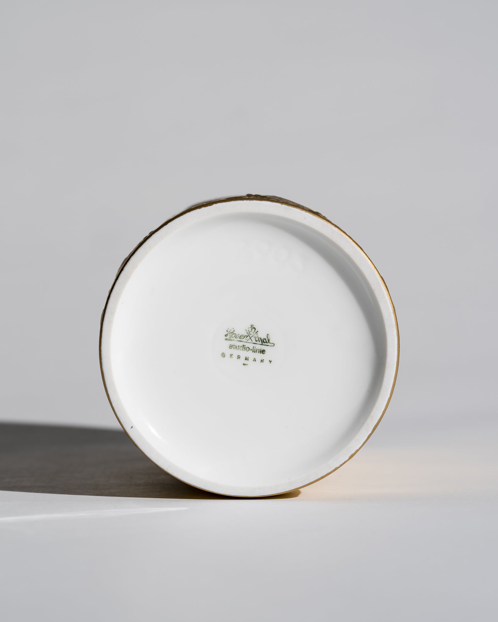 Zauberflöte Gold Porcelain Vase – Bjørn Wiinblad for Rosenthal, 1992