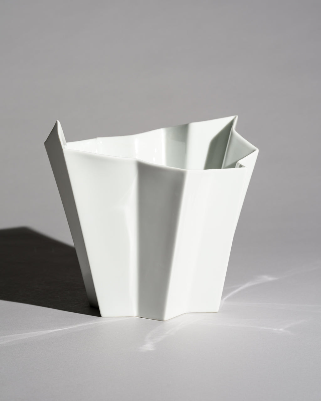 “Archais” Geometric Porcelain Vase – Heinrich Fuchs for Hutschenreuther, 1970s