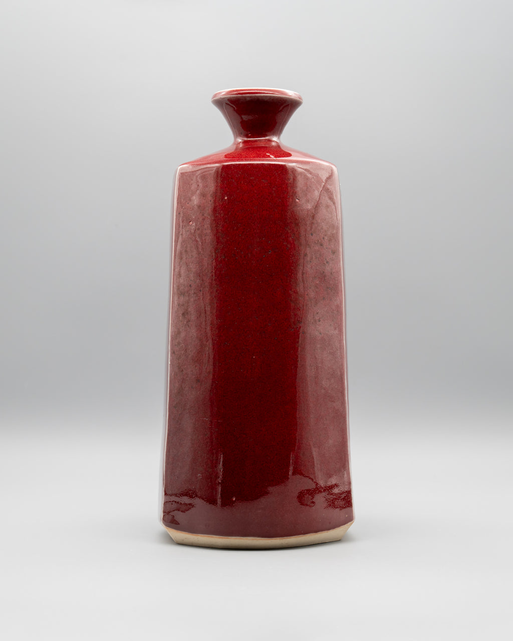Cinnabar Red Shigaraki Bottle Vase – Atsushi Yuba, Japan, 1980s