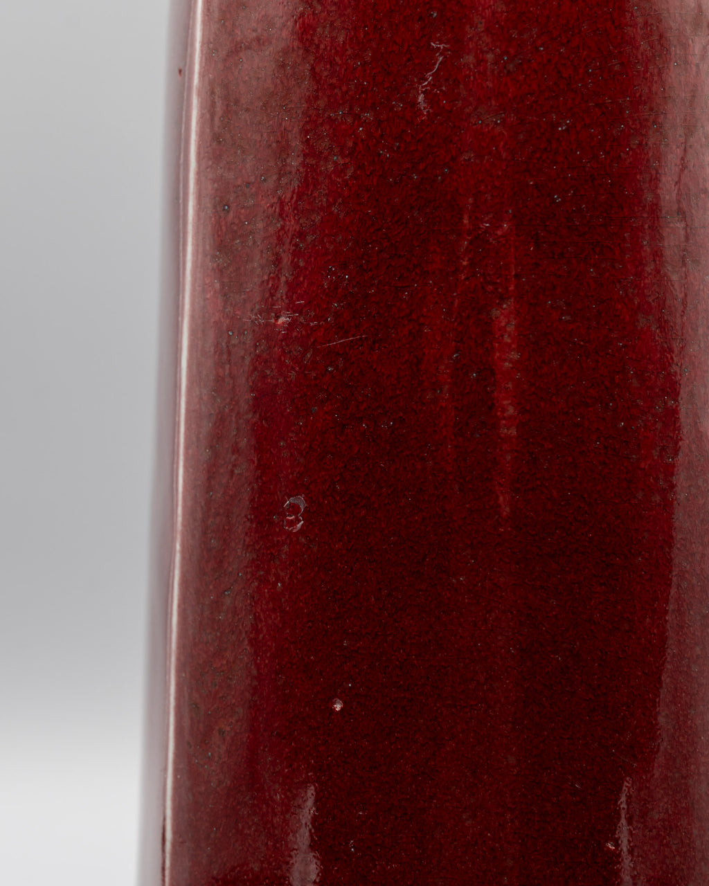 Cinnabar Red Shigaraki Bottle Vase – Atsushi Yuba, Japan, 1980s