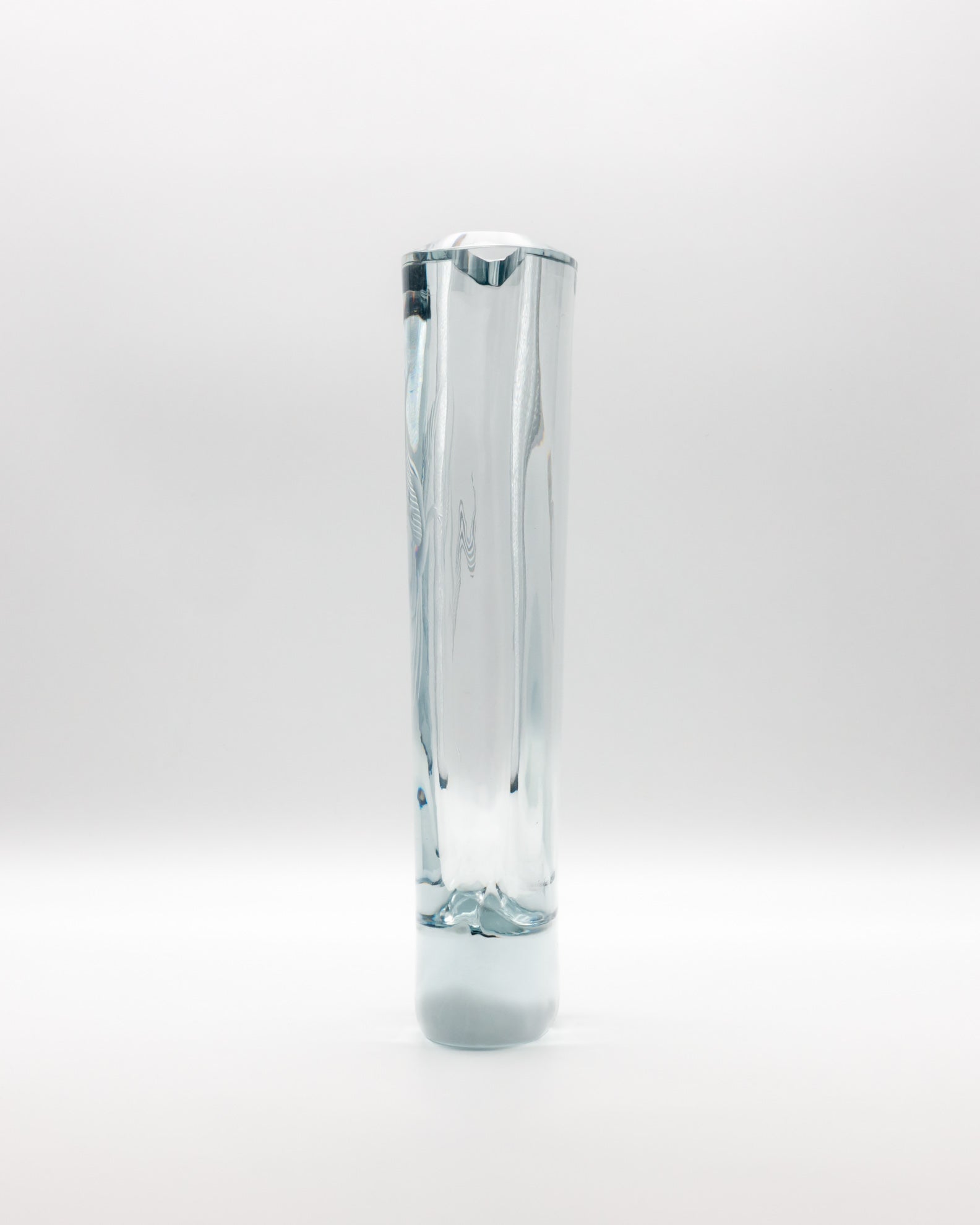 Blue-Silver Tinted Birds of Eden Glass Vase – attributed to Asta Strömberg for Strömbergshyttan, mid-century