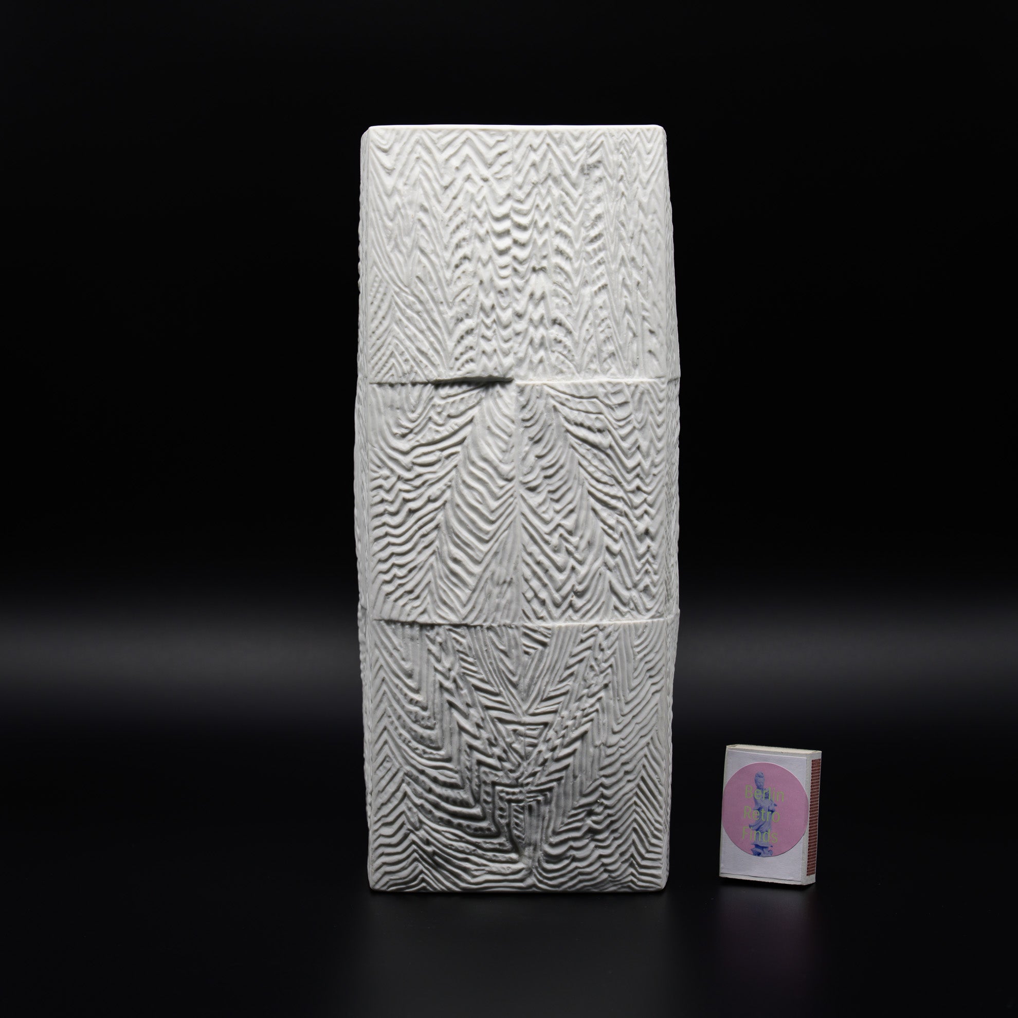 Wave Cascade Bisque Porcelain Vase – Martin Freyer for Rosenthal, 1970s