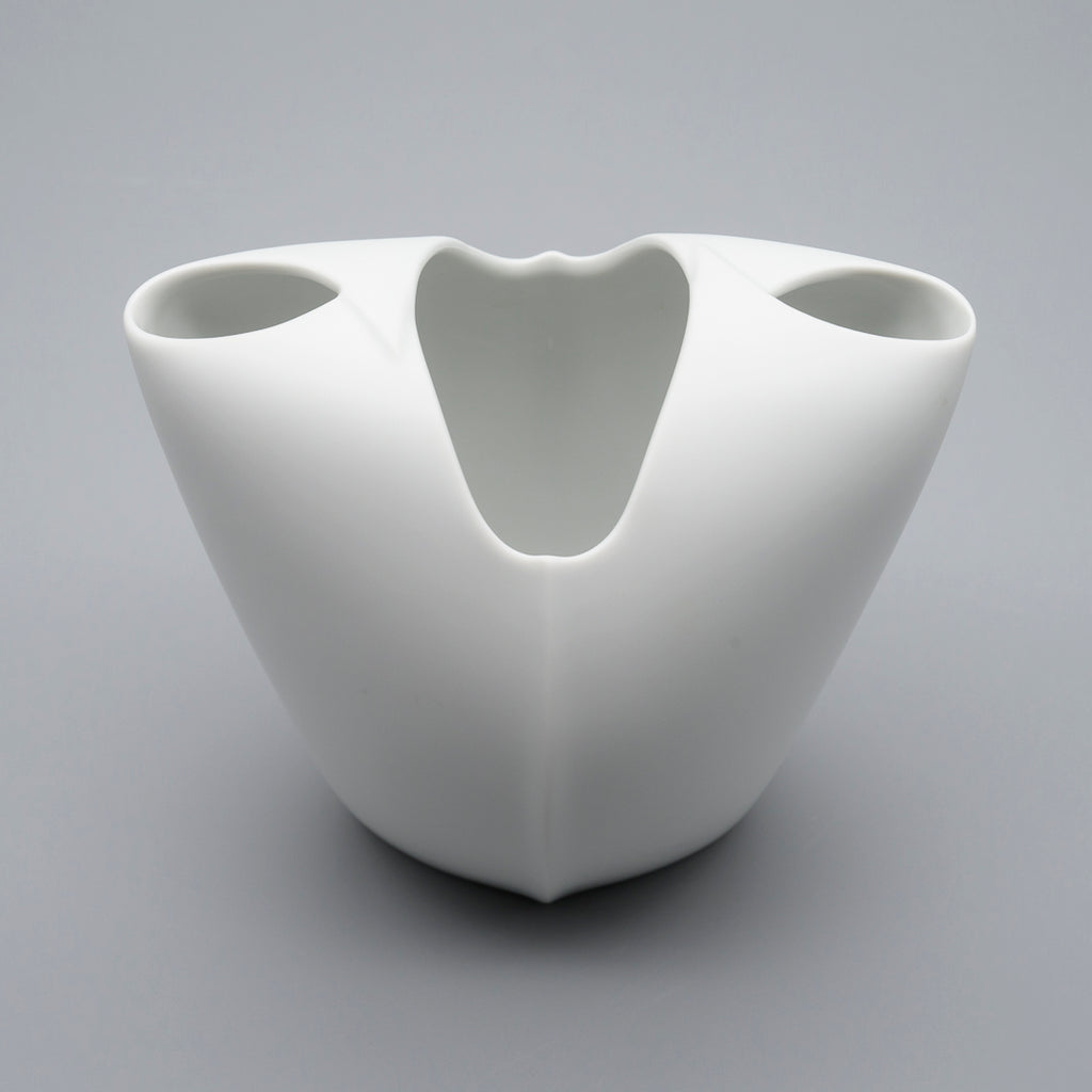 White Bisque Porcelain Vase – Lino Sabattini for Rosenthal, 1980s–1990s