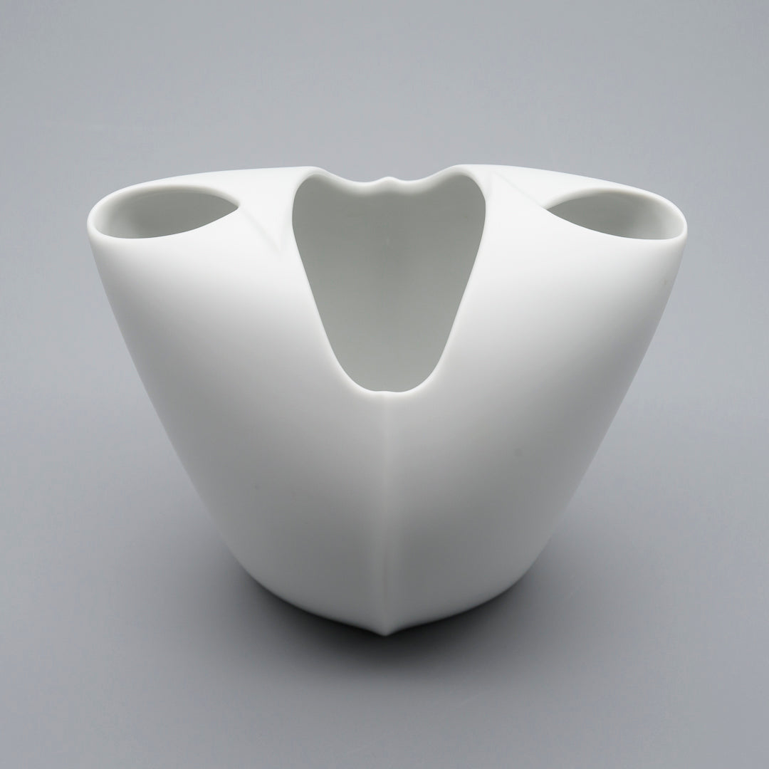 White Bisque Porcelain Vase – Lino Sabattini for Rosenthal, 1980s–1990s