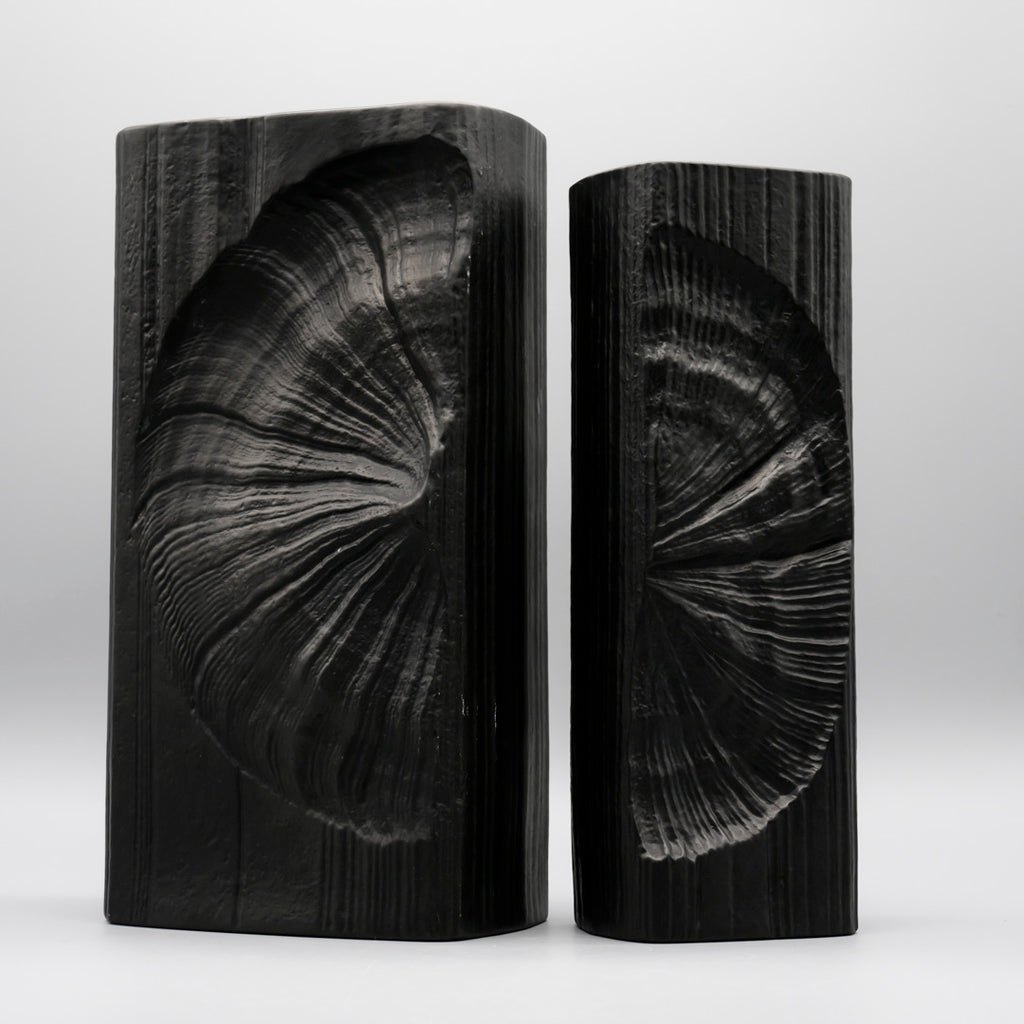 Amoniten Black Bisque Porcelain Vase Duo – Martin Freyer for Rosenthal, 1970s
