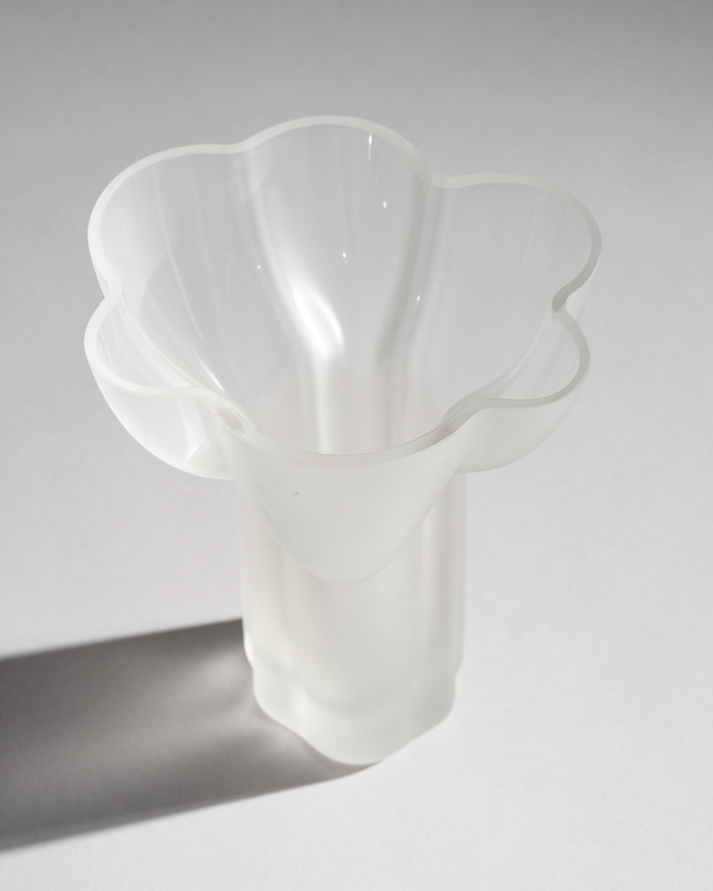 Petal-Rim Satin Glass Vase Duo - Tapio Wirkkala for Rosenthal, 1970s