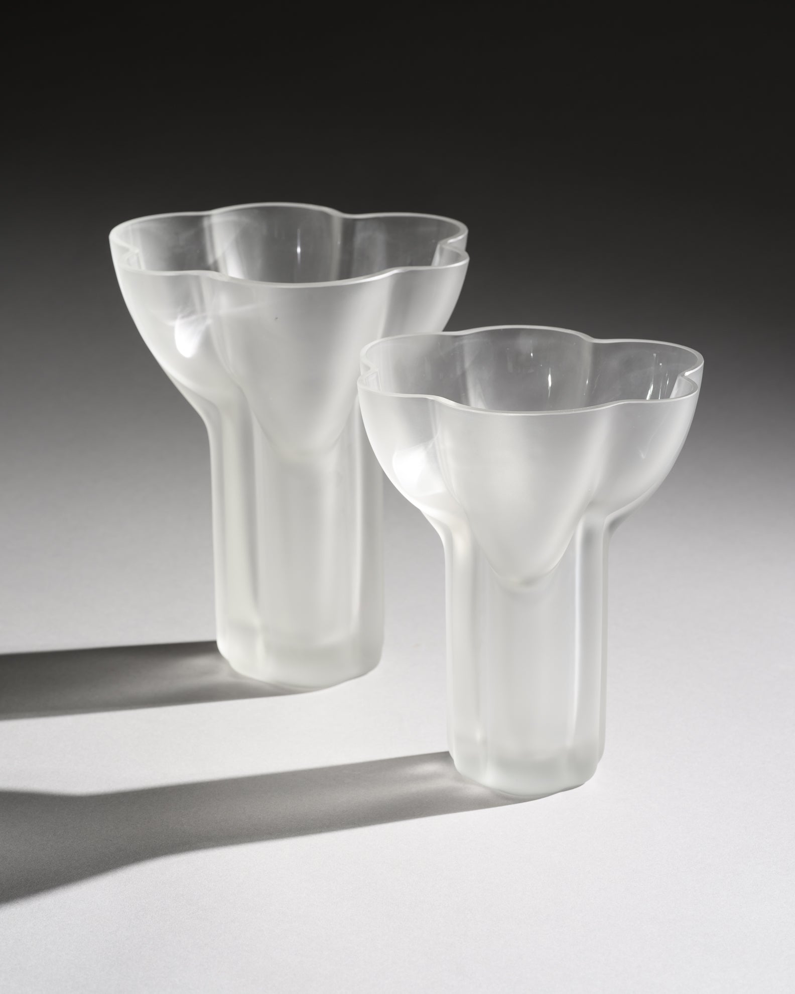 Petal-Rim Satin Glass Vase Duo - Tapio Wirkkala for Rosenthal, 1970s
