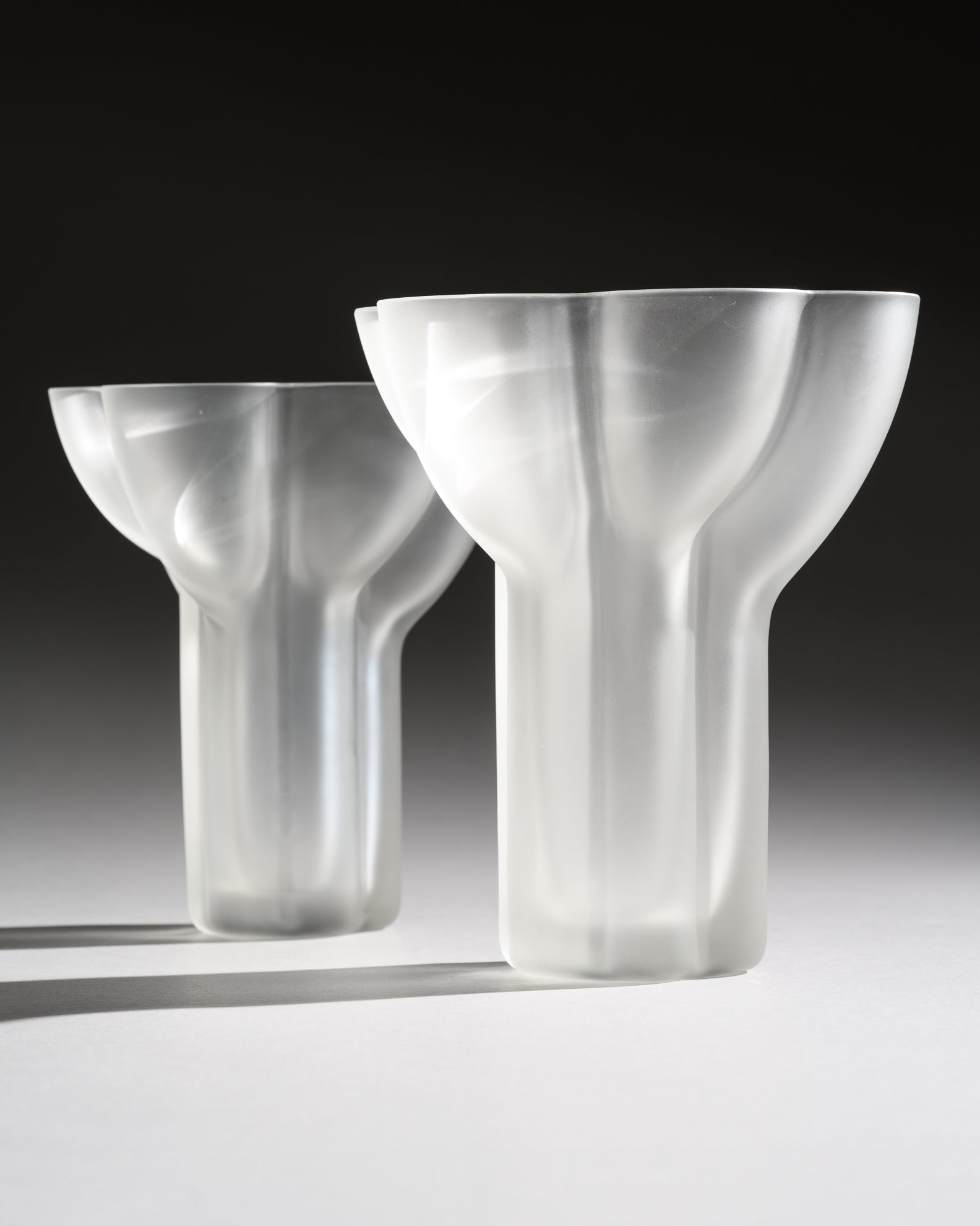 Petal-Rim Satin Glass Vase Duo - Tapio Wirkkala for Rosenthal, 1970s