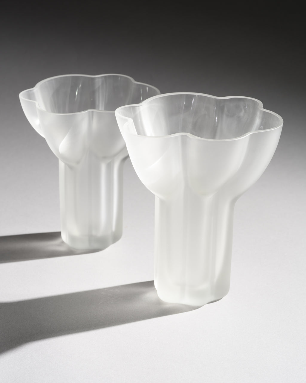 Petal-Rim Satin Glass Vase Duo - Tapio Wirkkala for Rosenthal, 1970s