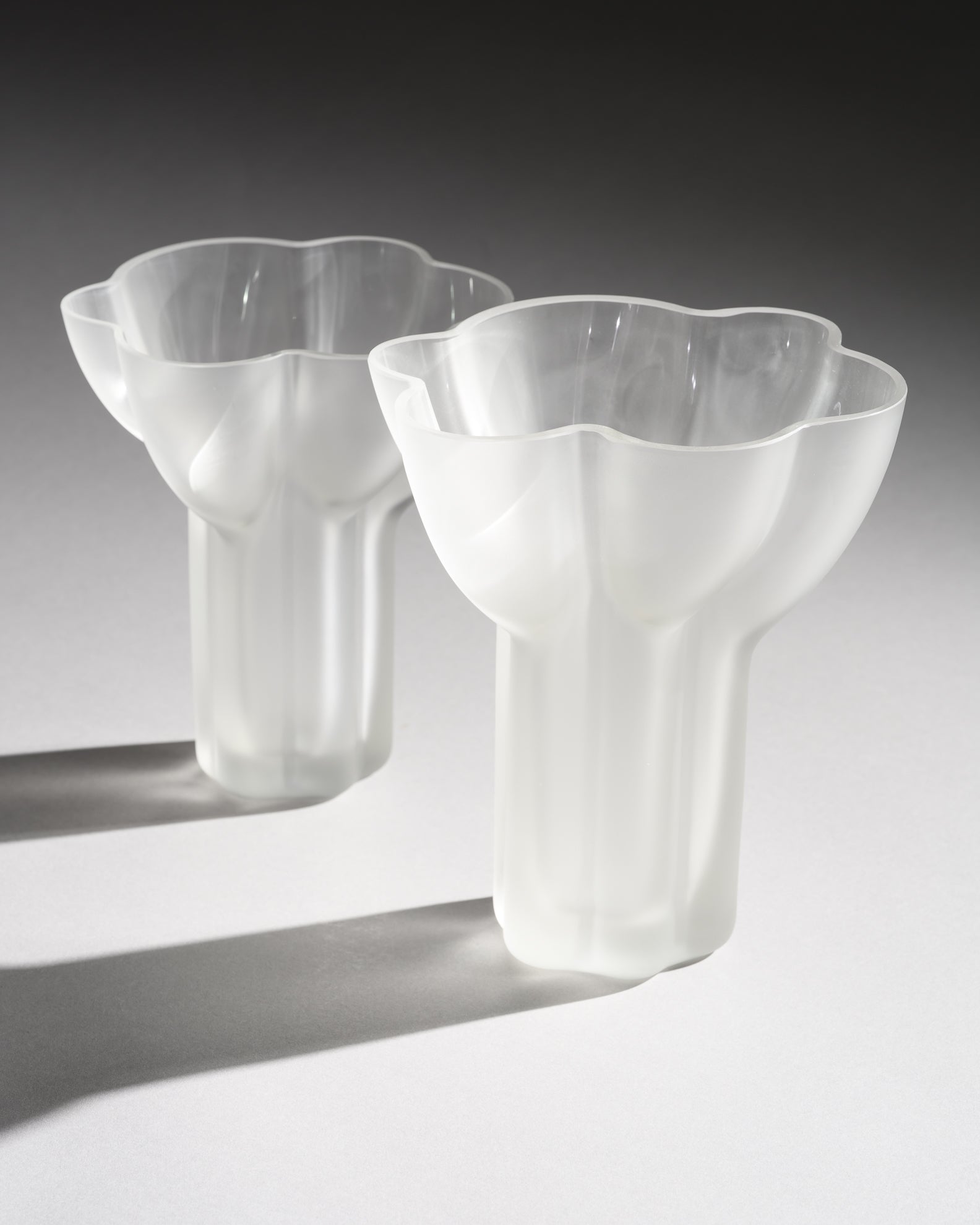 Petal-Rim Satin Glass Vase Duo - Tapio Wirkkala for Rosenthal, 1970s