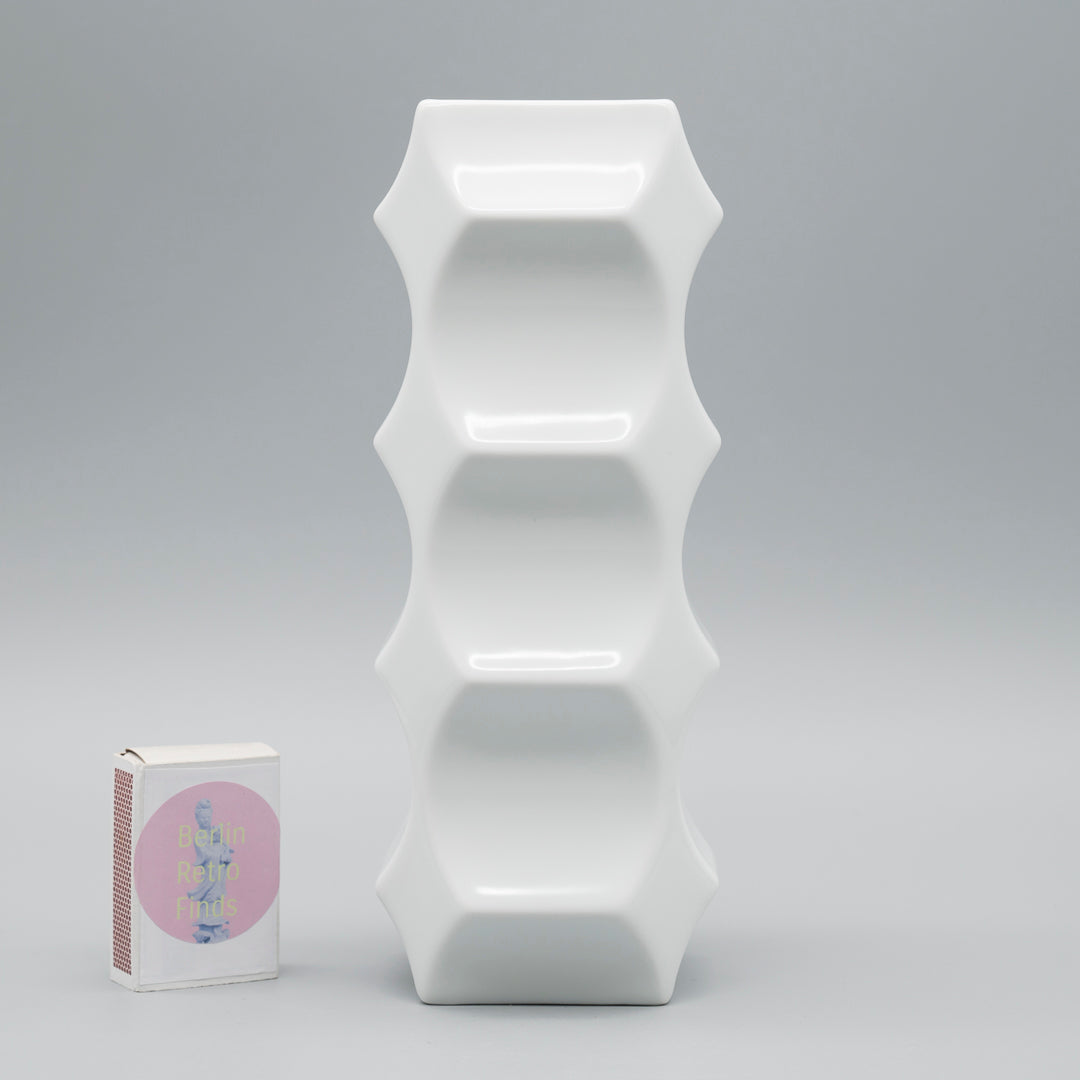 Archais Vase 6142/20 – Heinrich Fuchs for Lorenz Hutschenreuther, 1960s–70s