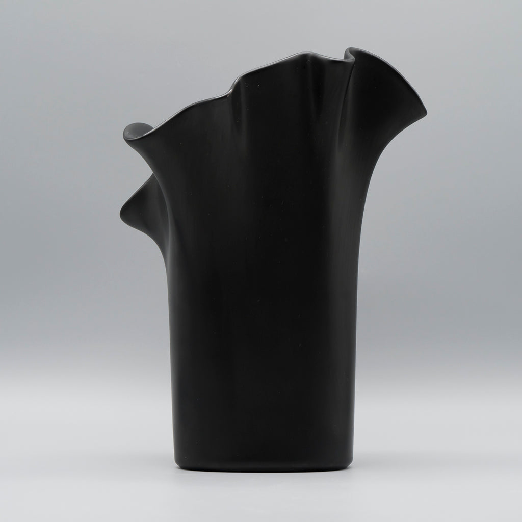 Asym Porcelaine Noire Vase - Claus Josef Riedel for Rosenthal, 1970s