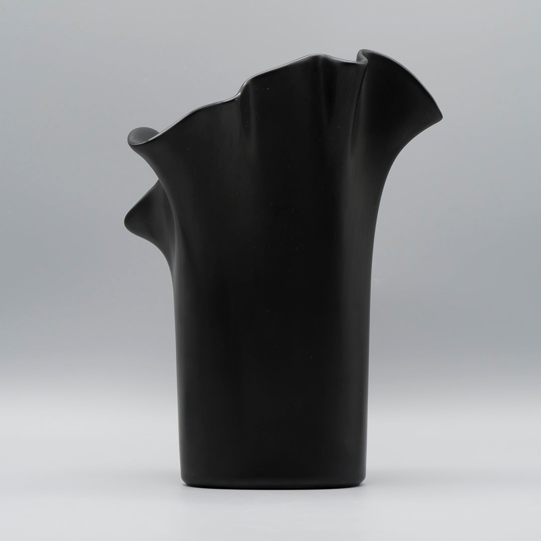 Asym Porcelaine Noire Vase - Claus Josef Riedel for Rosenthal, 1970s