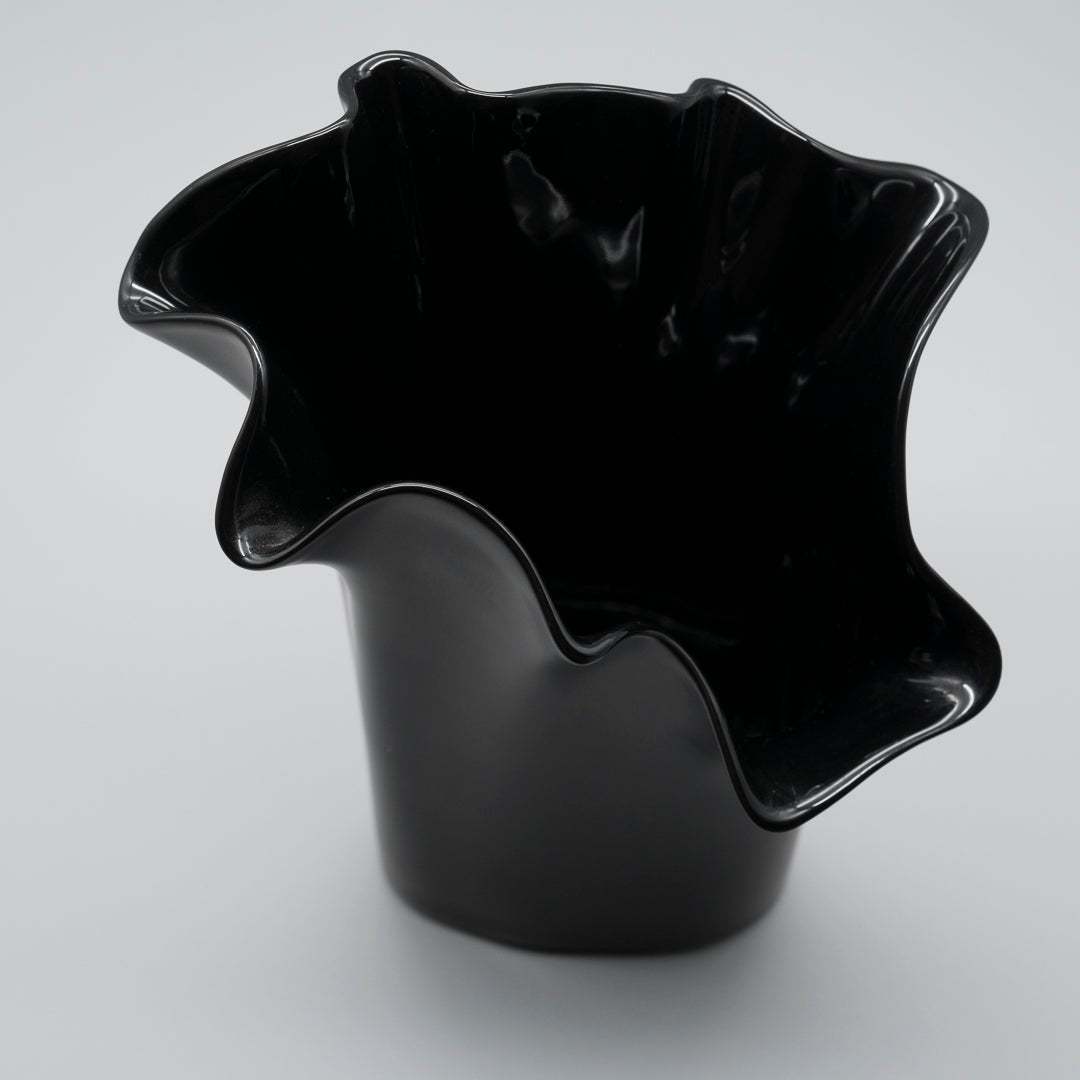 Asym Porcelaine Noire Vase - Claus Josef Riedel for Rosenthal, 1970s
