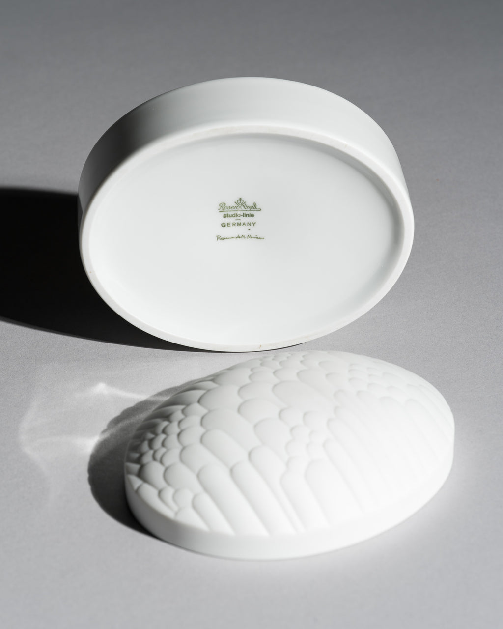 Anemone White Bisque Porcelain Trio – Rosemonde Nairac for Rosenthal, 1970s