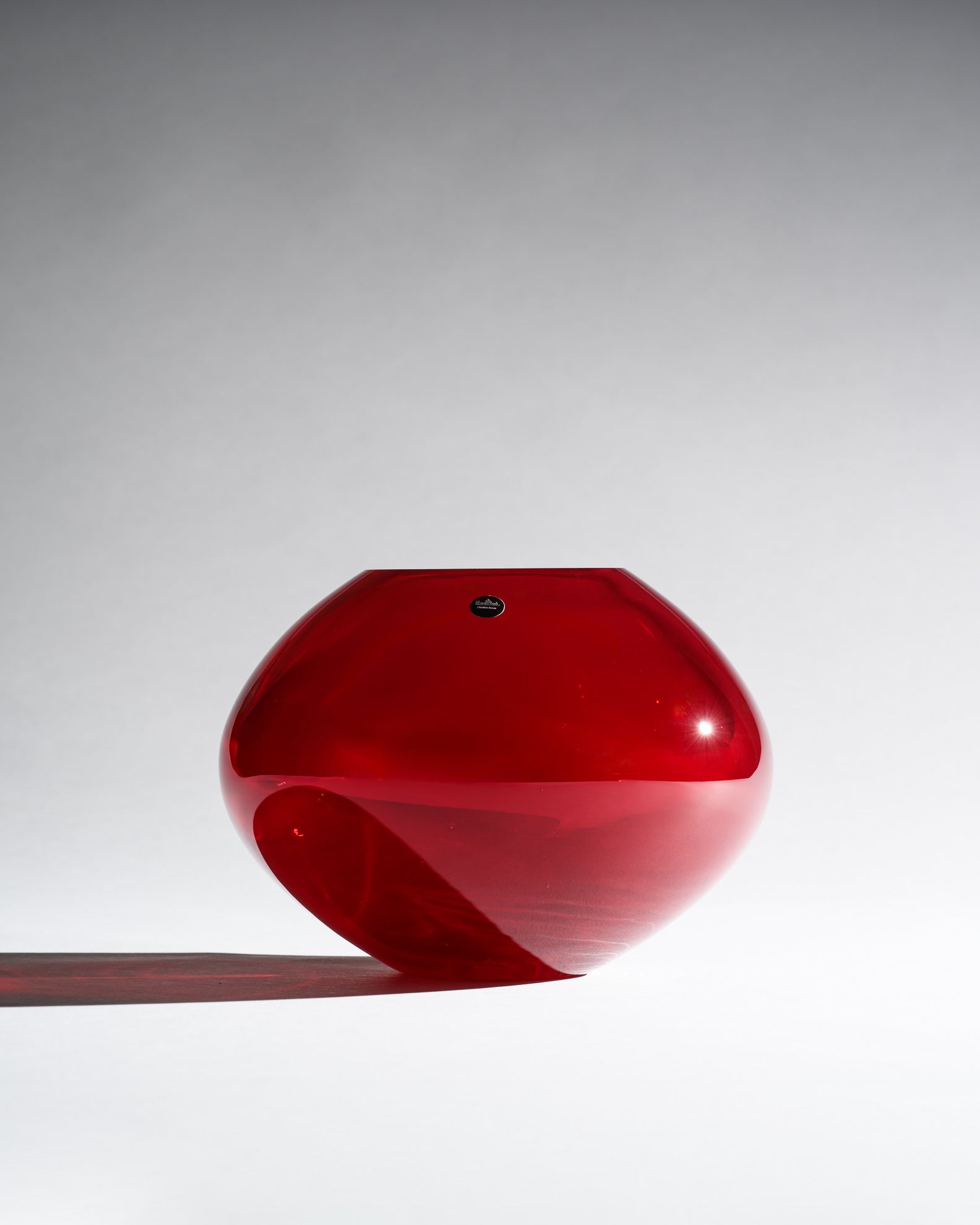 Pure Ambition Wine-Red Glass Vase - Rosenthal Studio-Line, 1980s