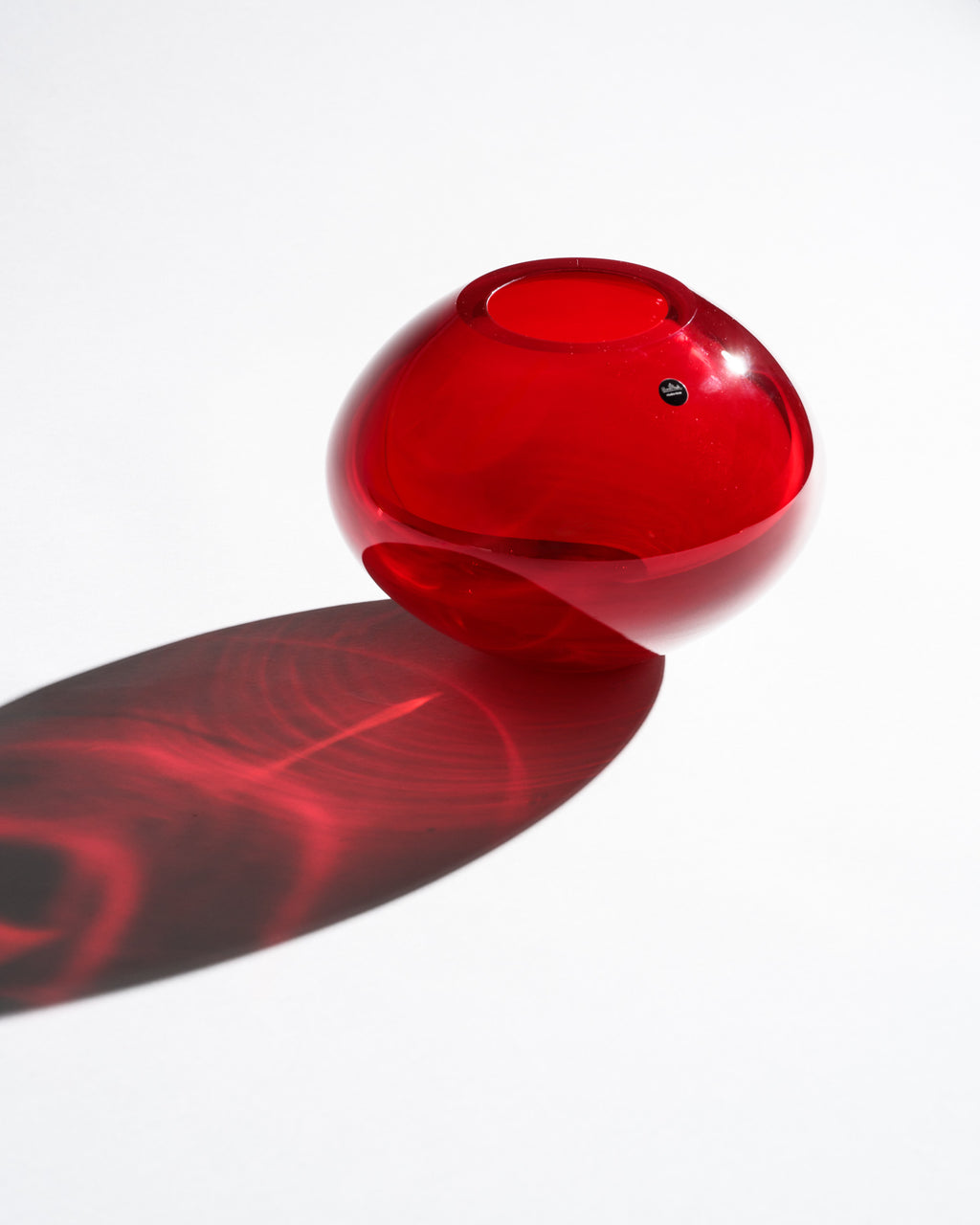 Pure Ambition Wine-Red Glass Vase - Rosenthal Studio-Line, 1980s