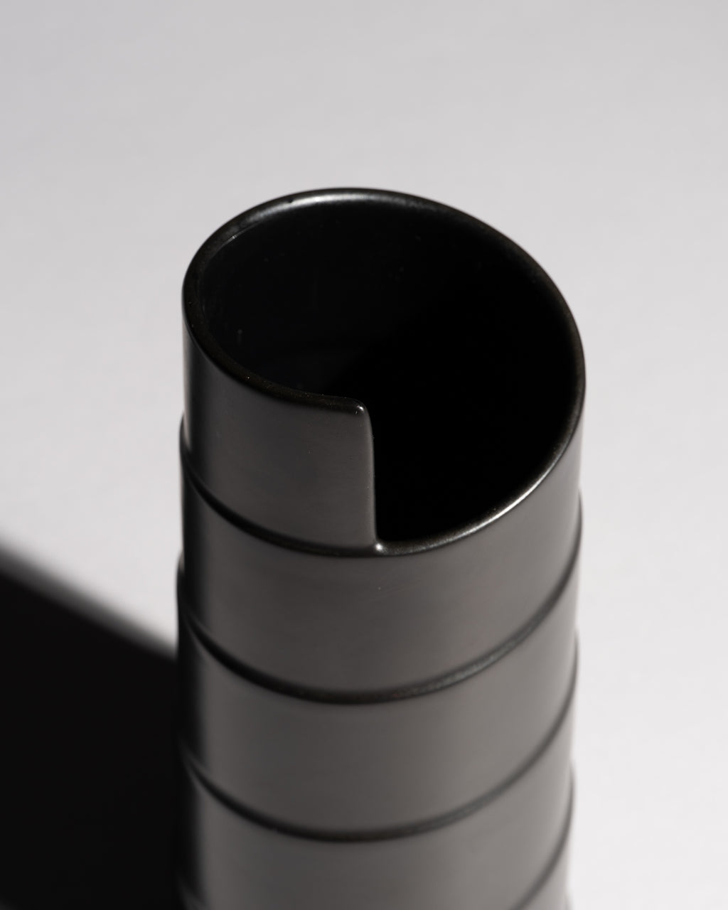 Serpentina Porcelaine Noire Vase Duo - Marcello Morandini for Rosenthal, 1980s