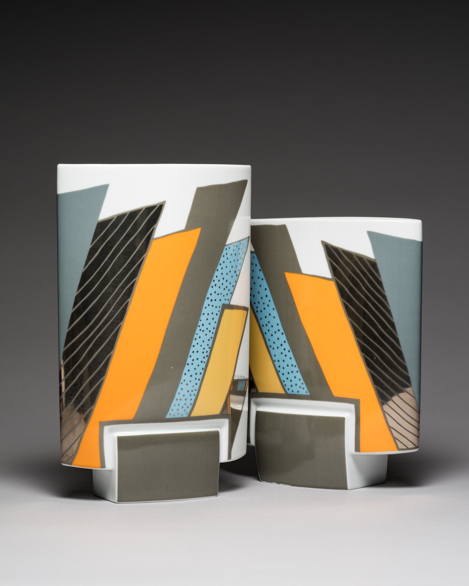 Debut Porcelain Vases Duo – Michael Boehm & Rosemunde Nairac for Rosenthal, 1990s