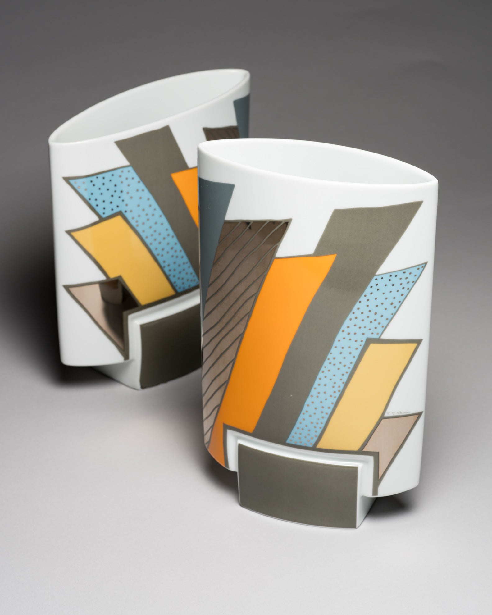 Debut Porcelain Vases Duo – Michael Boehm & Rosemunde Nairac for Rosenthal, 1990s