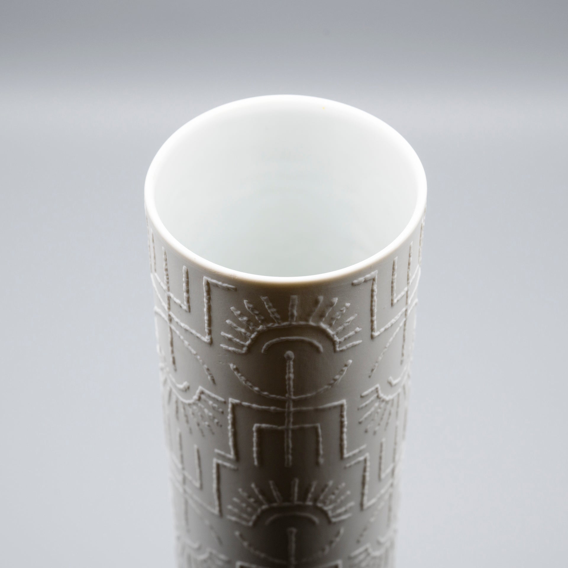 “Tribal” Porcelain Vase Duo – Cuno Fischer for Rosenthal, 1960s