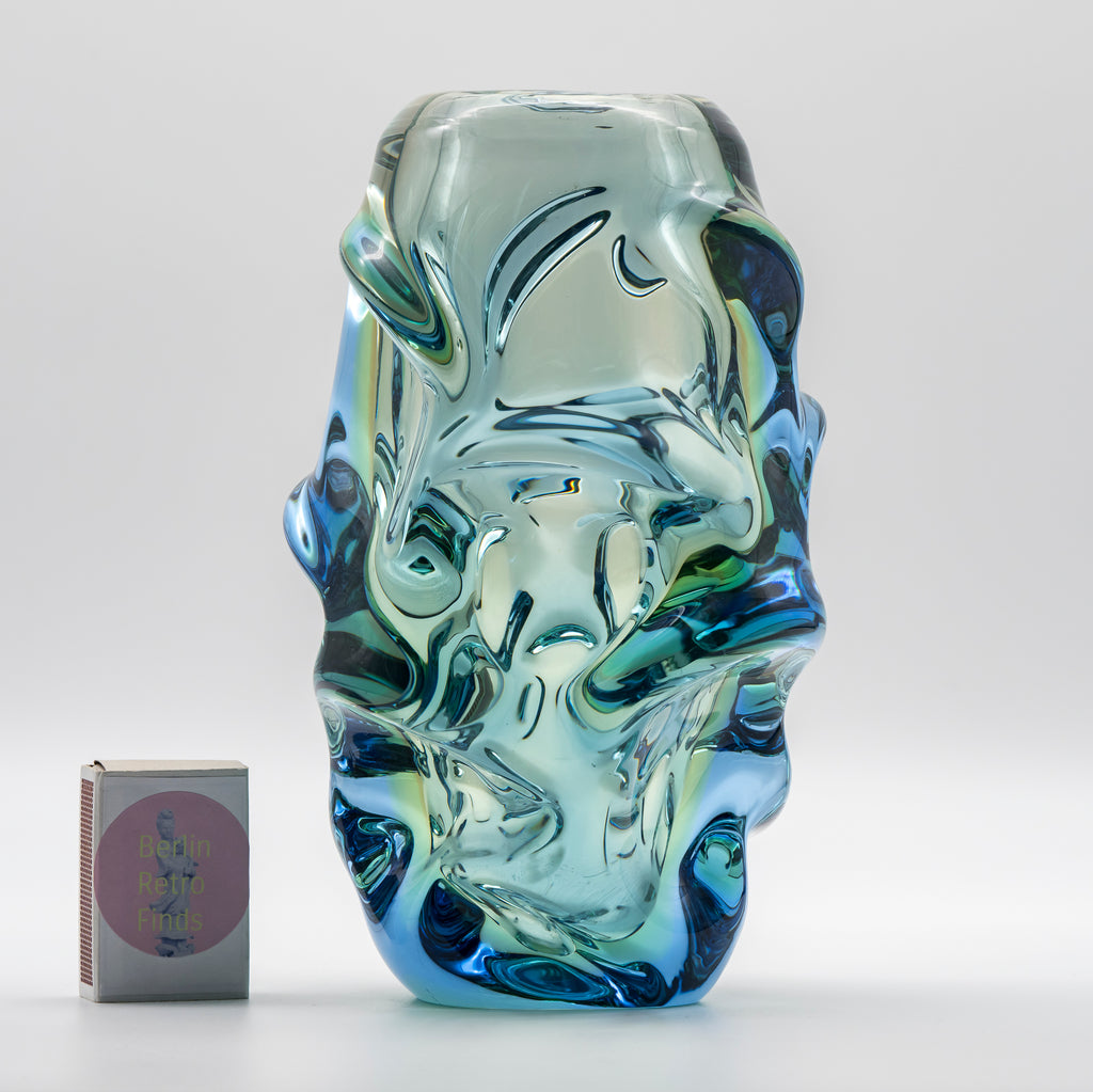 Glass Vase “Propeller” – Jan Kotík for Beránek (Škrdlovice) Glassworks, ca. 1958–1962